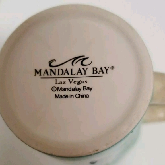 Las Vegas 1961 Souvenir Mug- Mandalay Bay w/Palm Tree Handle Vacation Decor - Picture 6 of 8